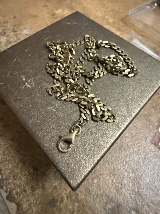 Złota kuta pancerka z krzyżykiem 16,21 g