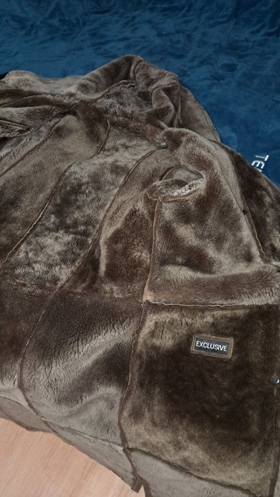 Продам  женскую  натуральную  дублёнку  из овчины 100%