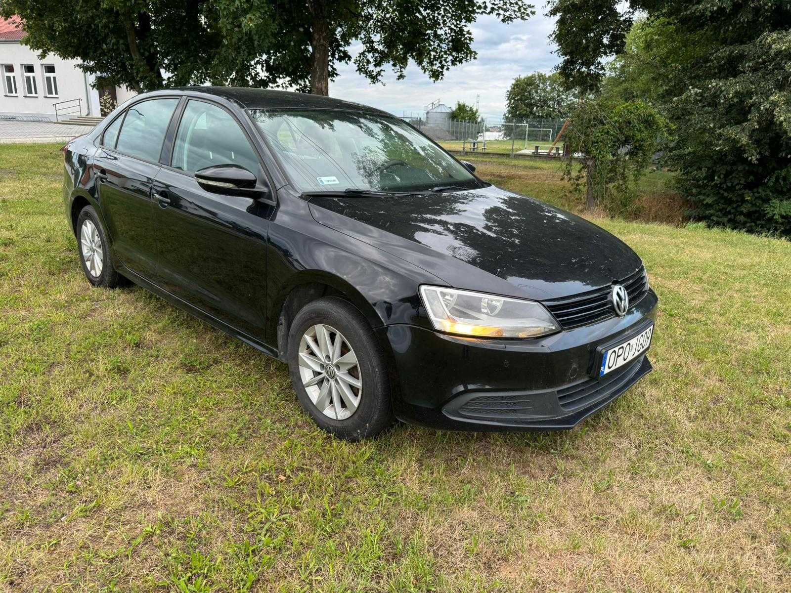 Volkswagen Jetta 1.6 tdi 105KM 2012r 221 tys km, manualna skrzynia