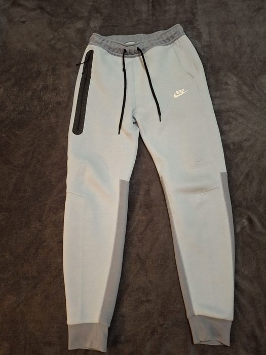 Spodnie dresowe Nike Tech
