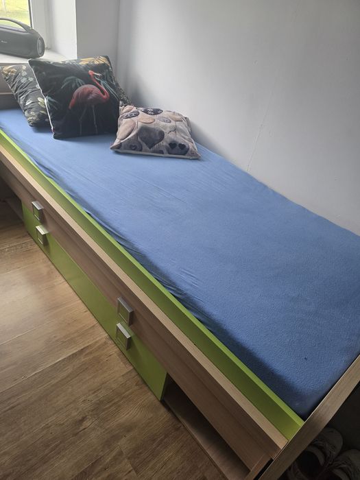 Łóżko podwójne wysuwane