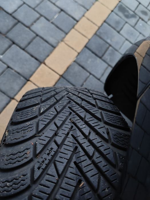 Felgi Mercedes C W204 Opony zimowe Pirelli Winter Cinturato 205/55/16