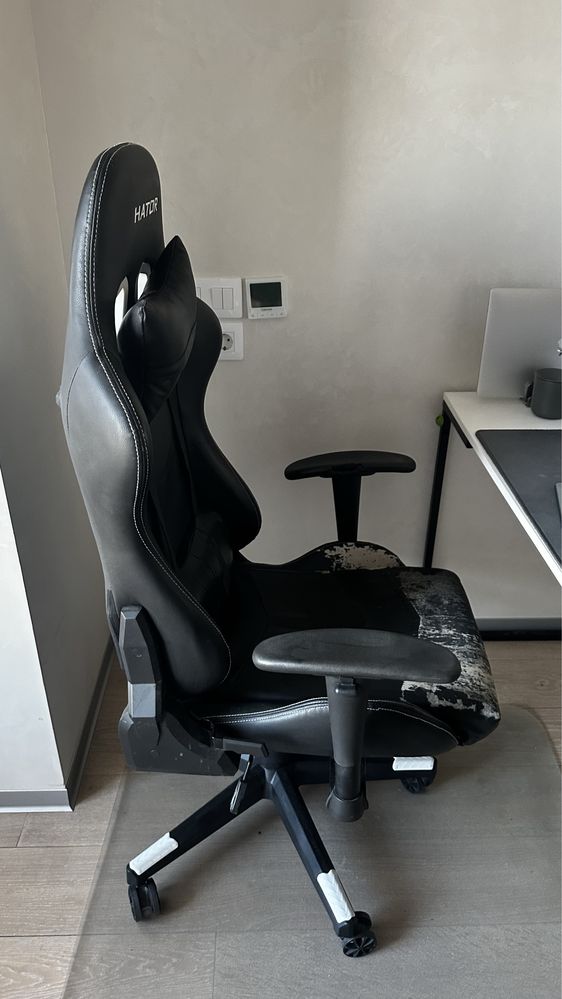 Игровое кресло hator