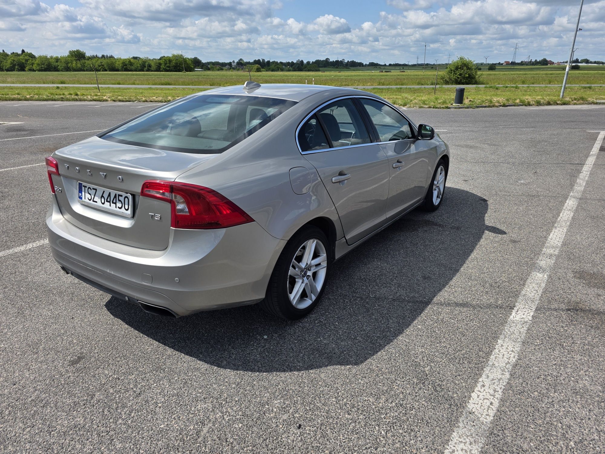 Volvo s60 II T5 242km(modelowo 2015)