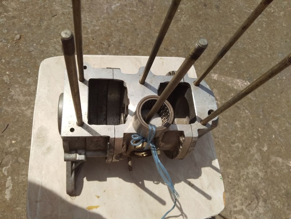 Картер двигателя лодочного мотора Вихрь 25