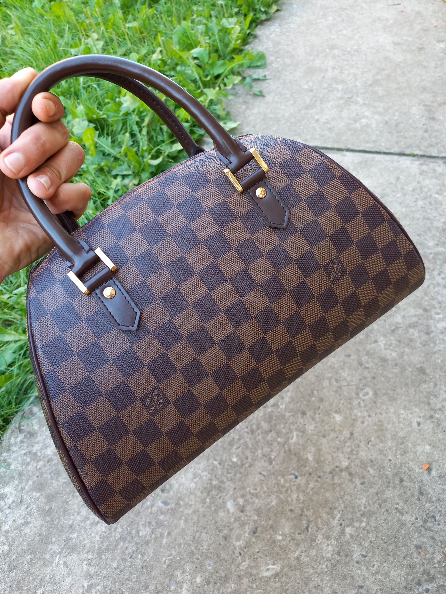 Louis Vuitton Damier Ebene Ribera MM