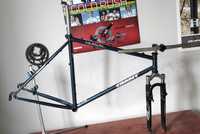 Rama MTB 26" Giant Chaos chromoly 21" z widelcem RST retro