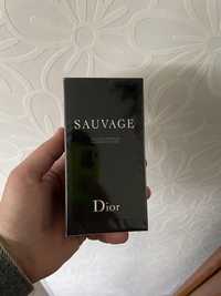 Dior sauvage новий