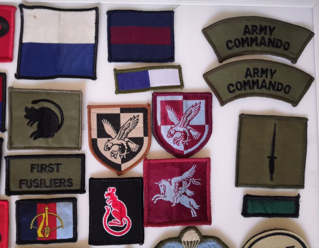 Нашивки, шеврон армейских коммандос, десанта и ВВС Великобритании.