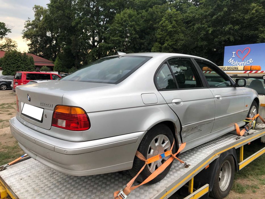 BMW E39 520i 2.2 M54 części, maska, lampy, błotnik, silnik, skrzynia