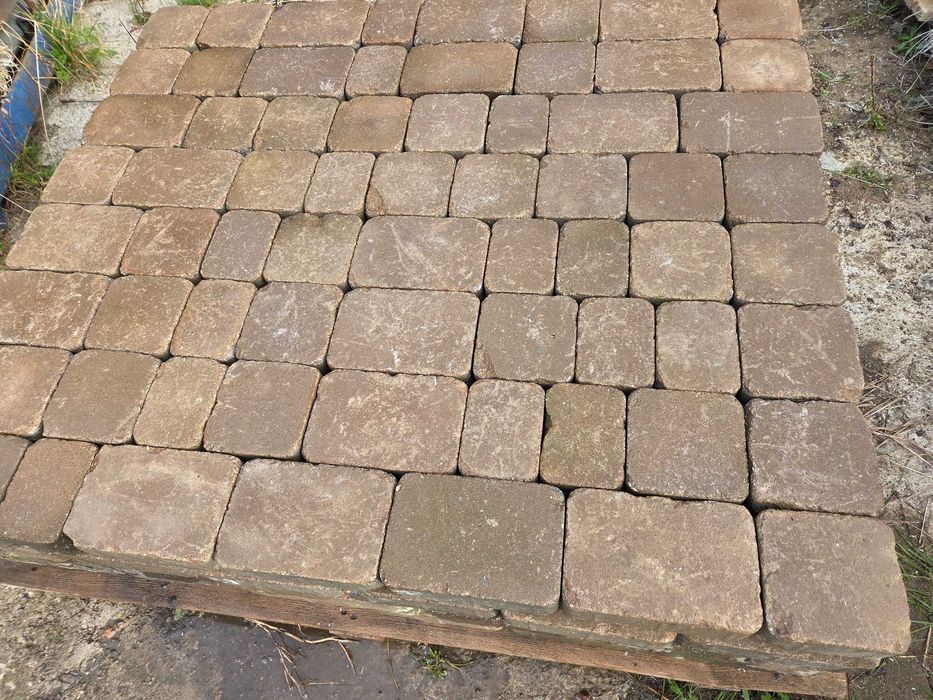 Kostka brukowa Polbruk Nostal.Prima postarzana brązowo - karmelowa 6cm