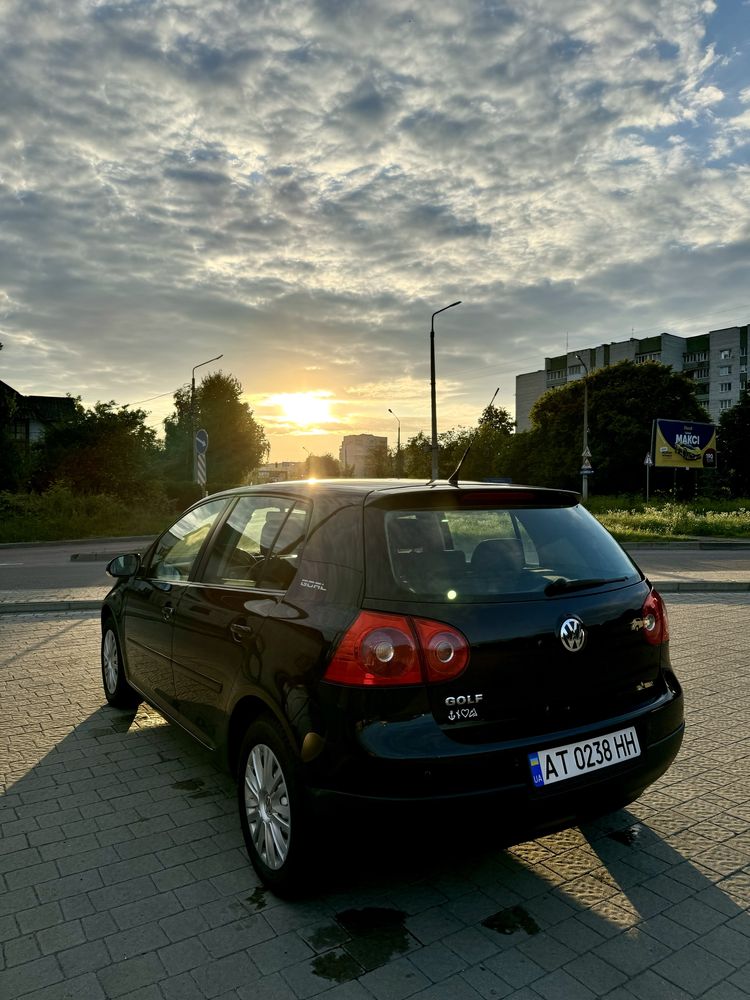 Volkswagen Golf 5 • 1.4 MPI • 2006 рік • Бензин