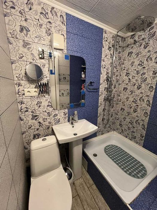 Продаж двох  будинків на одному дворі,  Рибальське, вул. Пишнівська