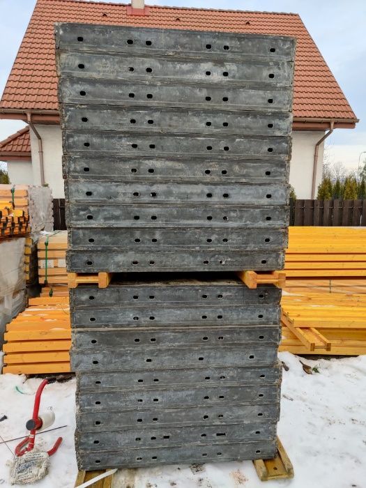Rasto Huennebeck 750m2 szalunek scienny MidiBox szalunki peri doka
