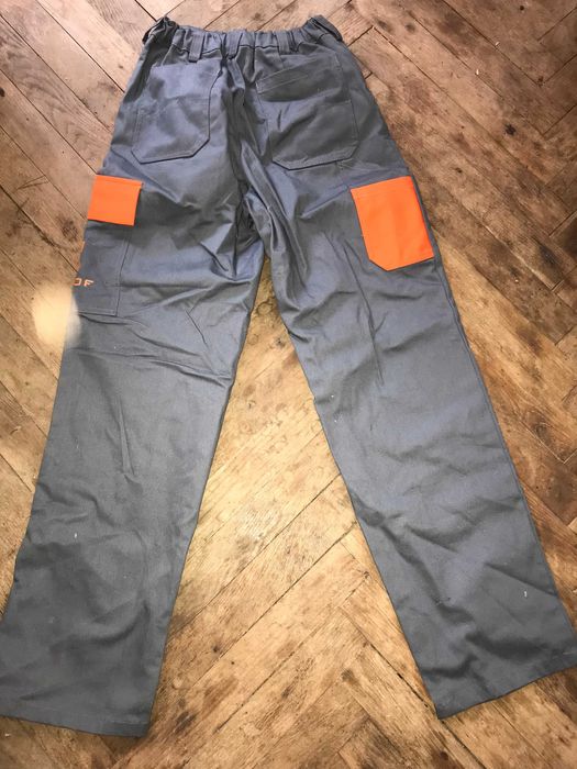 Spodnie robocze rozm. L odzież BHP robocza ubrania robocze