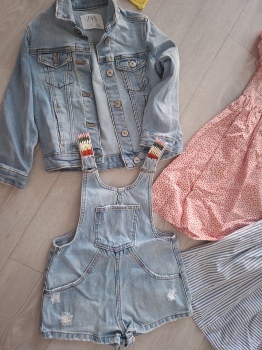Roupa de menina como nova