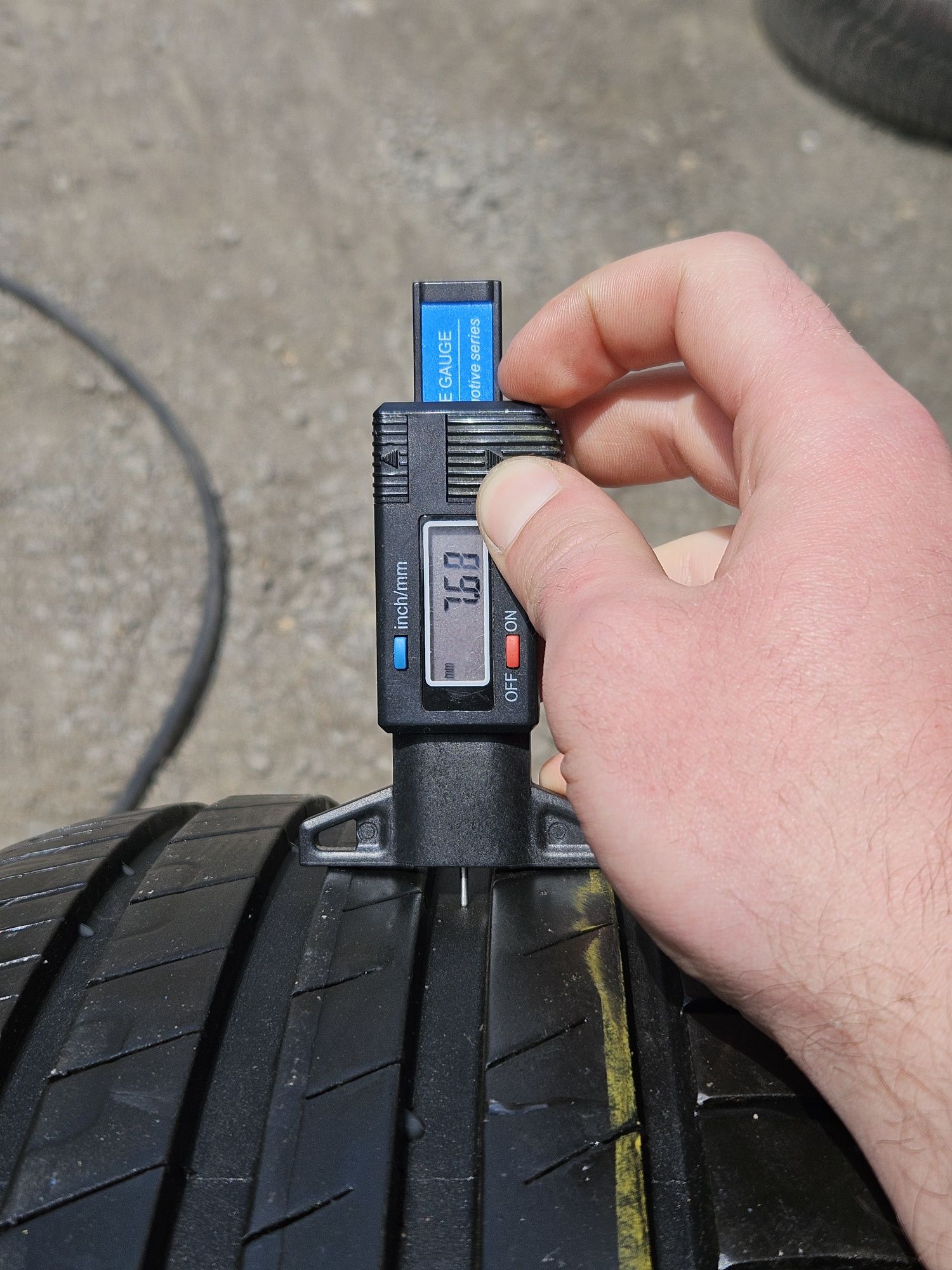 Шины БУ 215 55 R 16 Goodyear efficient grip performance комплект лето