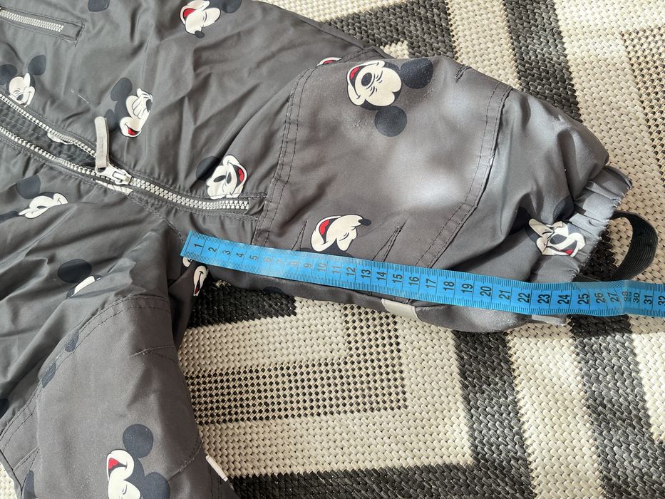 Комбінезон H&M.