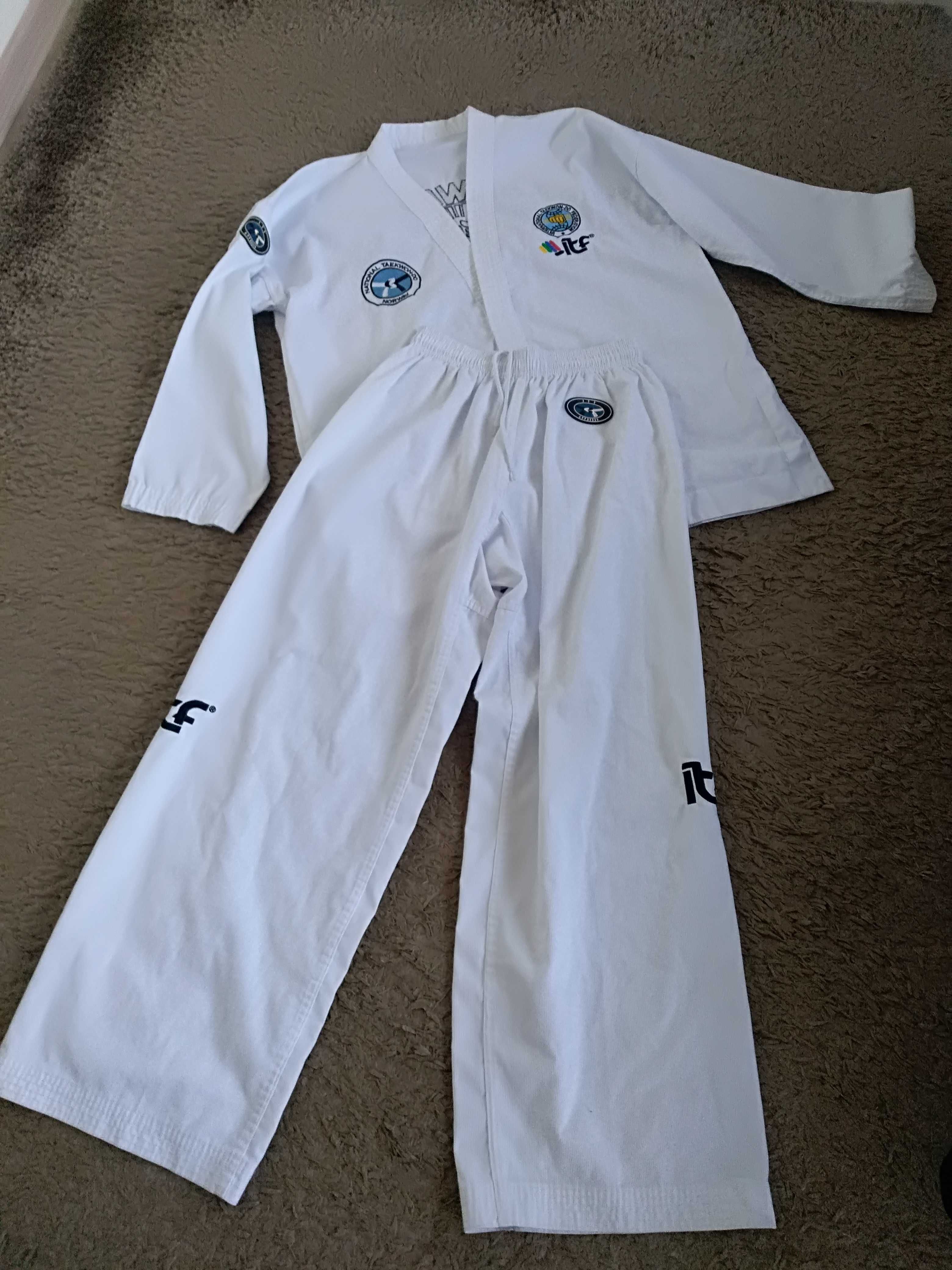 Strój do taekwondo Itf Approved