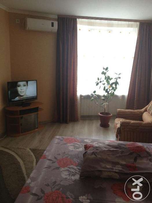 Подобово  затишна квартира. Поряд «Вікторія».