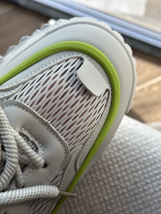 Кросівки жіночі (унісекс) взуття розмір 41