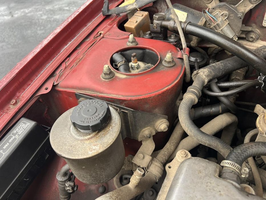 Продам Nissan PRIMERA на полном ходу