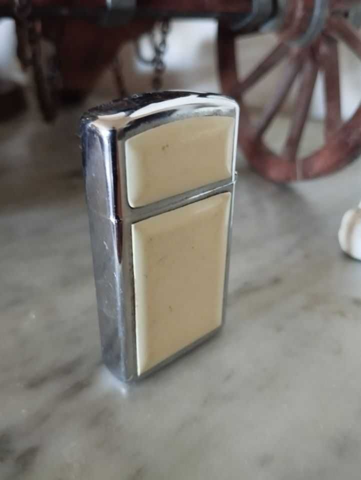 Isqueiros ZIPPO (Vários)