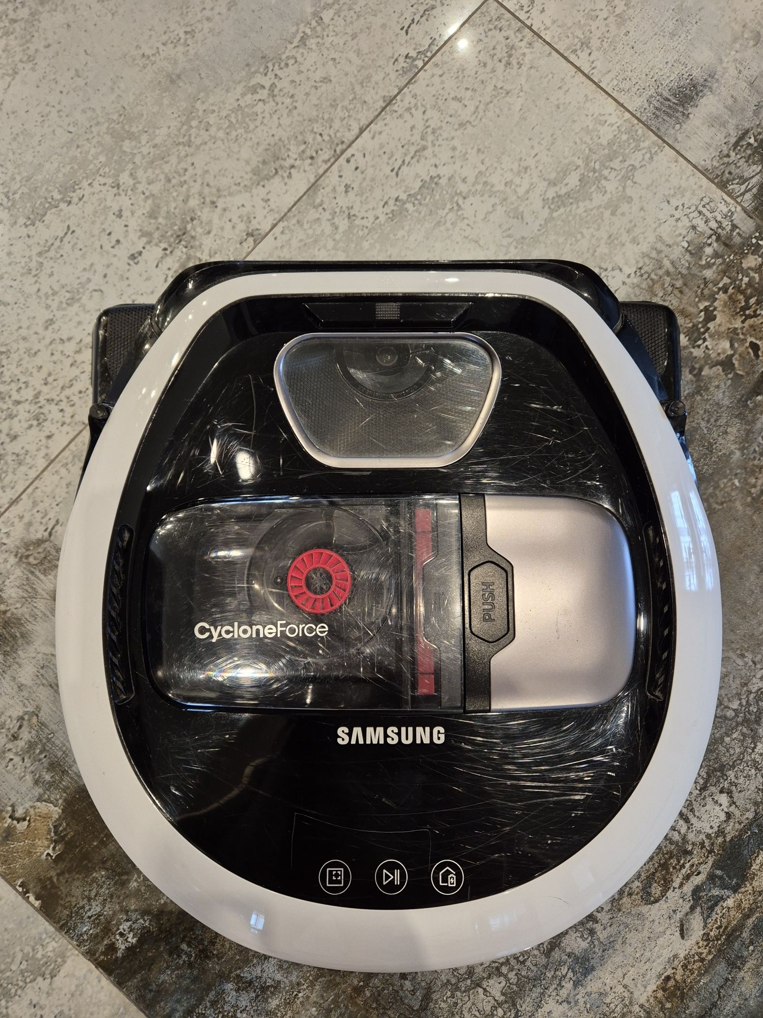 Робот-пилосмок Samsung SR10M7030WW