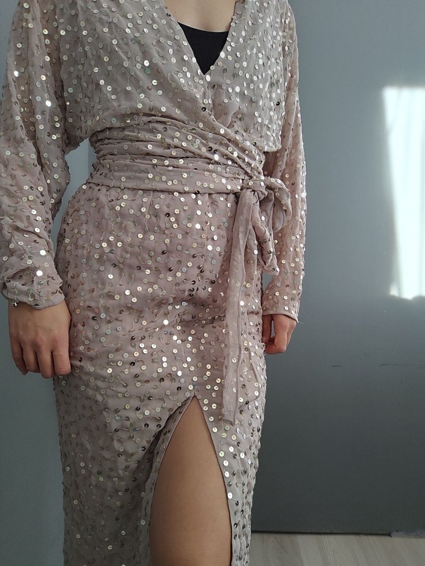 ASOS Design – Sukienka midi z kopertową talią, rękawami typu nietoperz