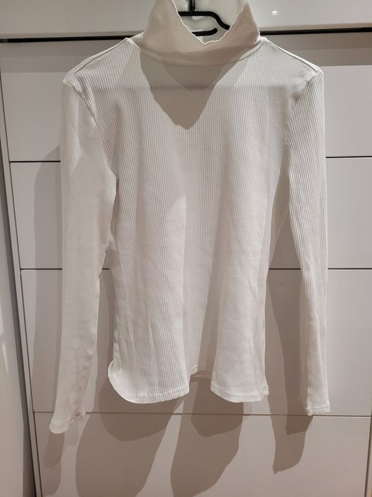 Golf / bluzka prążkowana Mohito