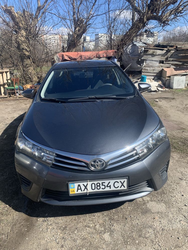 Toyota Corolla 2013г