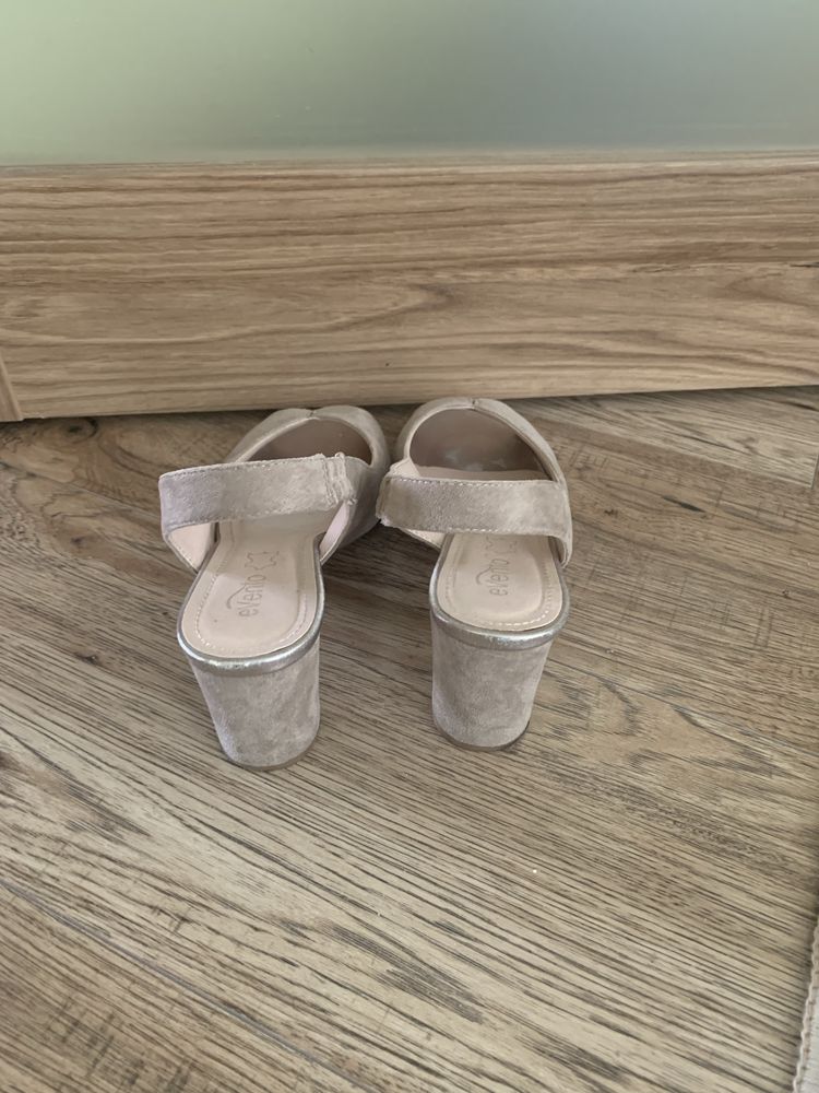 Skorzane jasne buty na obcasie 41 wiosna lato