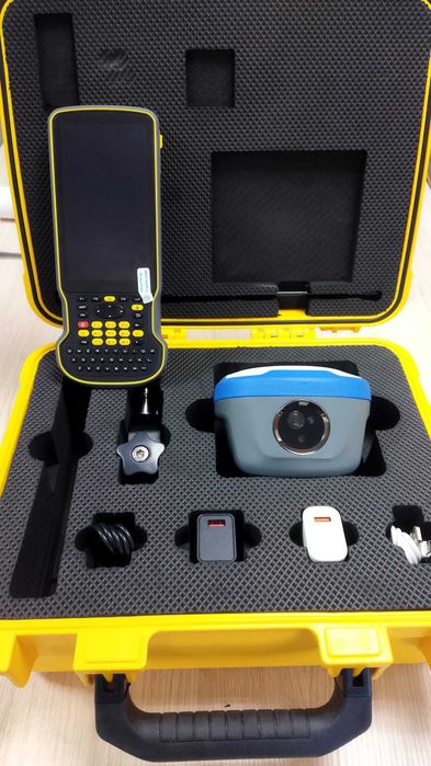 Odbiornik GNSS do pomiarów z laserem i kamerami, typ Leica, Trimble