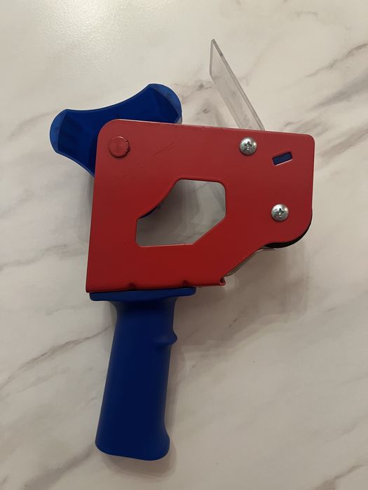 Dyspenser do taśmy pakowej – solidny, jak nowy