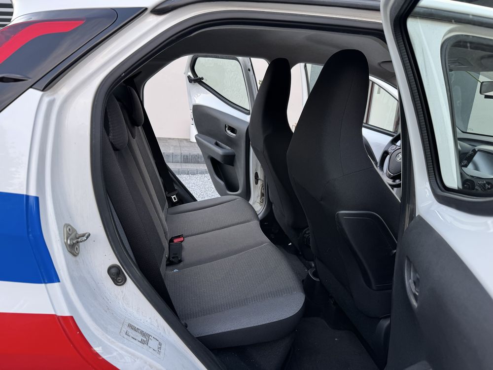 Toyota aygo 1.0 2021 rok faktura vat23% cenna brutto klima 1 własciel
