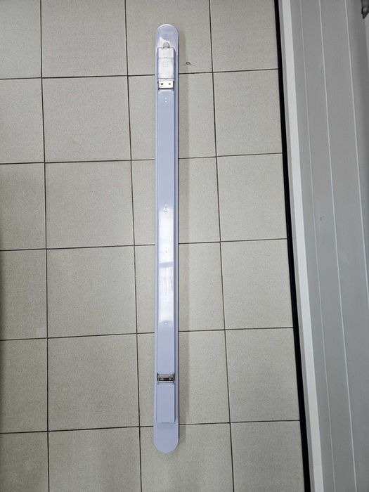 Painel/ Régua LED 6400lm, 45w, 140cm - Estado novo