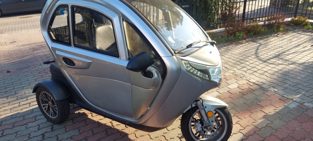 Motorower trójkołowy skuter elektr. na dowód osobisty zarejestrowany