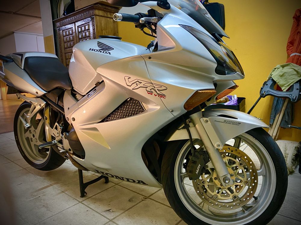 Honda VFR V-tec 800cc