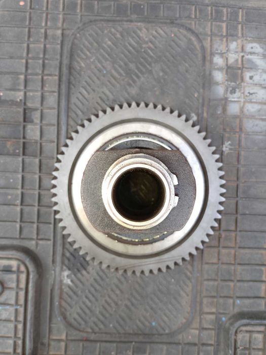 Диференціал КПП 15x61 зубів JC7000 JC7001 Дифференциал 15 61 зуб