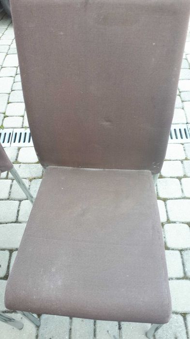 Dwa krzesła metal/materiał