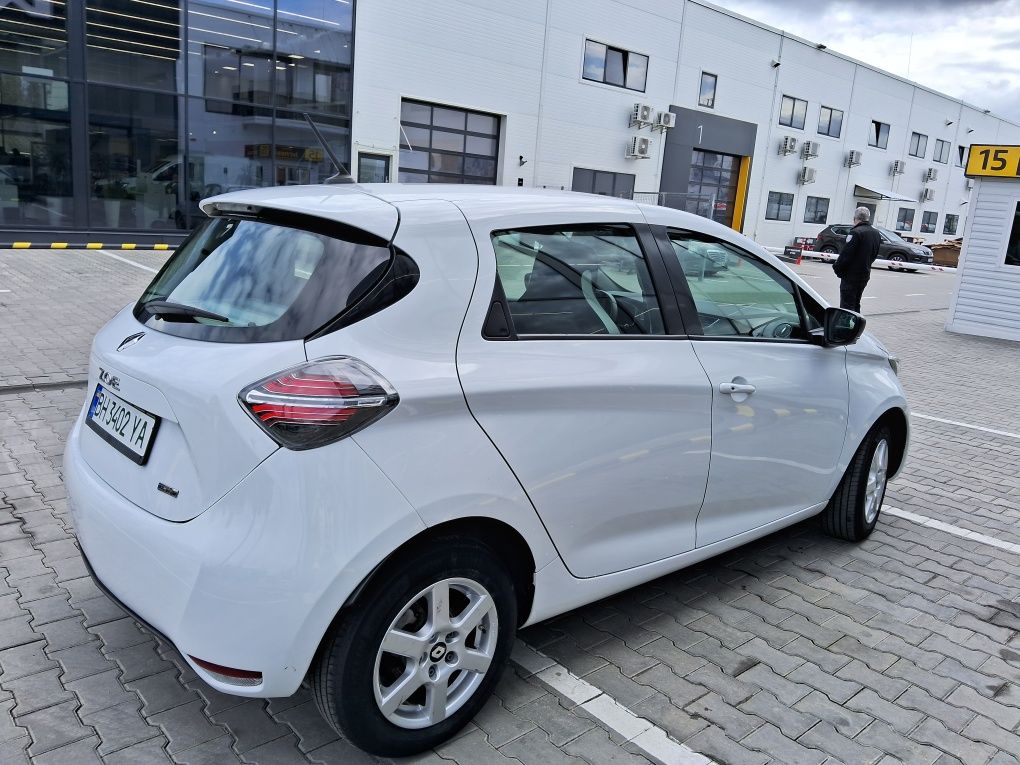 Renault Zoe 2020 52 kw
I покоління (FL)  •  ZE.50 R110 52 kWh (110 к.с