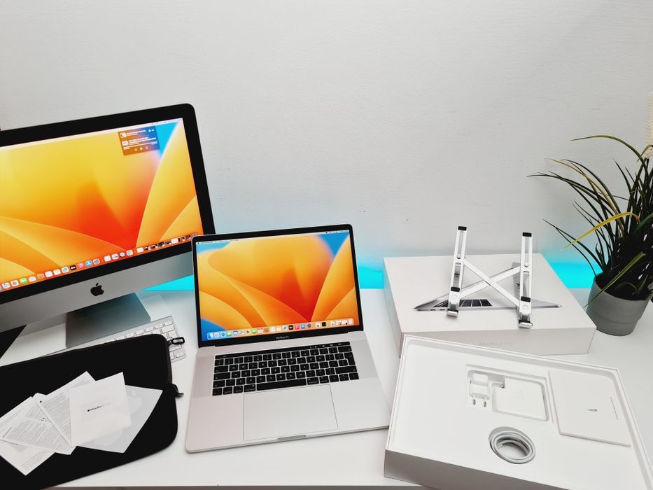 Rewelacyjny MacBook 15,4 Intel Core I9 Radeon Laptop