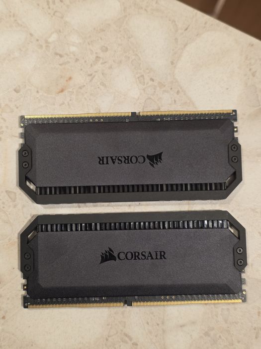 DDR4 RAM Dominator 2x8gb 3200 MHZ