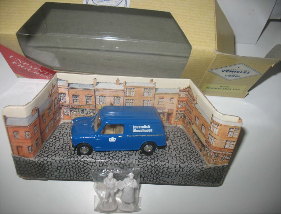 Corgi - Morris Mini Van - Covendish Woodhouse