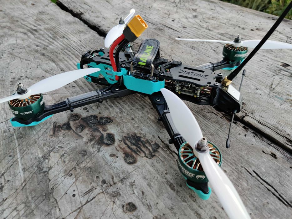 FPV Diatone Roma F7 6S Mamba Caddx Air Unit 120 FPS TBS дрон 7 дюймів