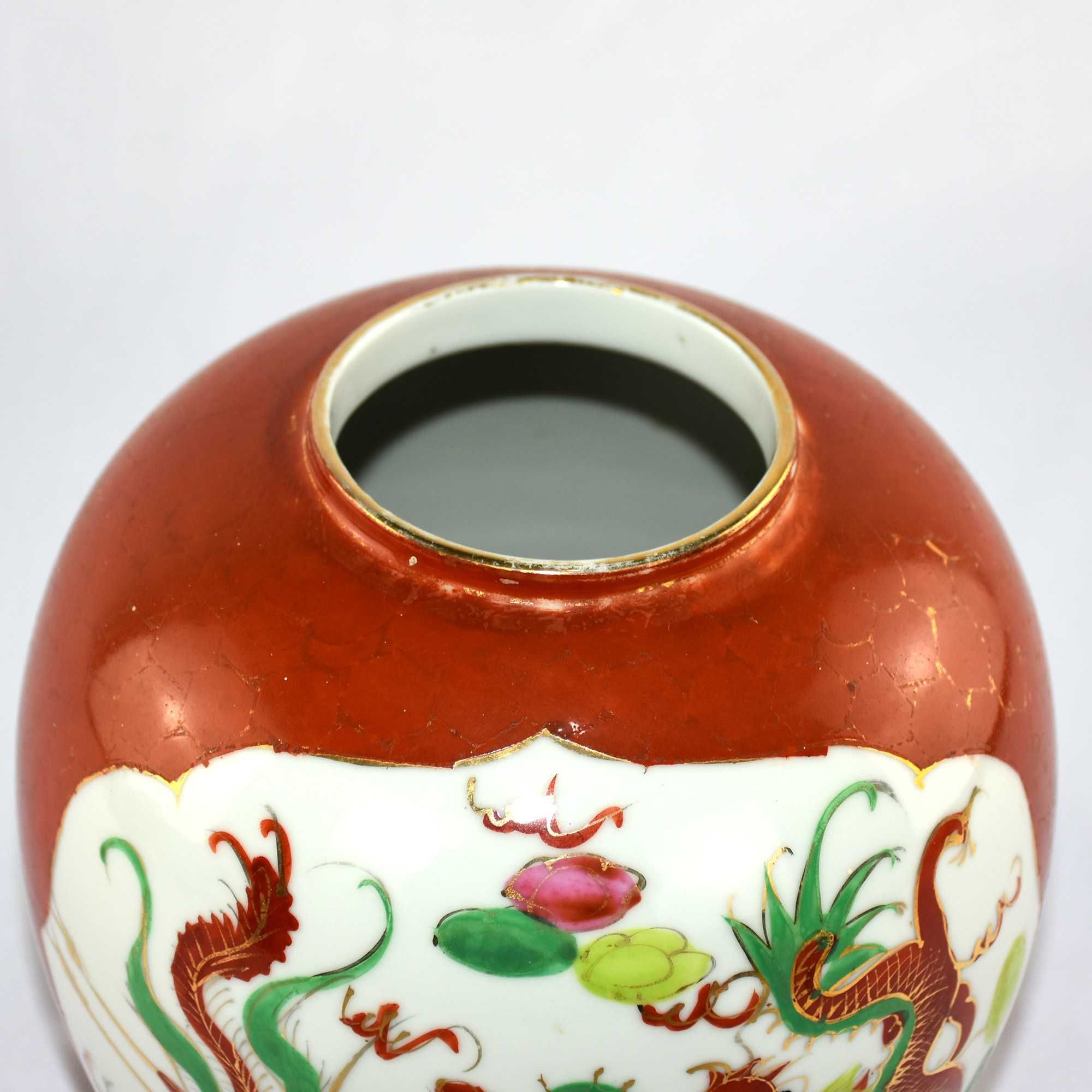 Pote de Ginjas porcelana da China, decorado com dragões, República