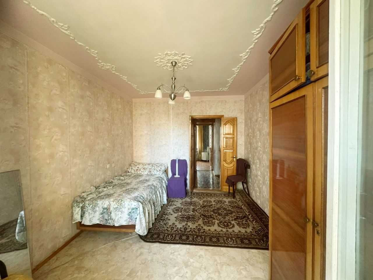 Продам трехкомнатную квартиру г. Одесса Таирово