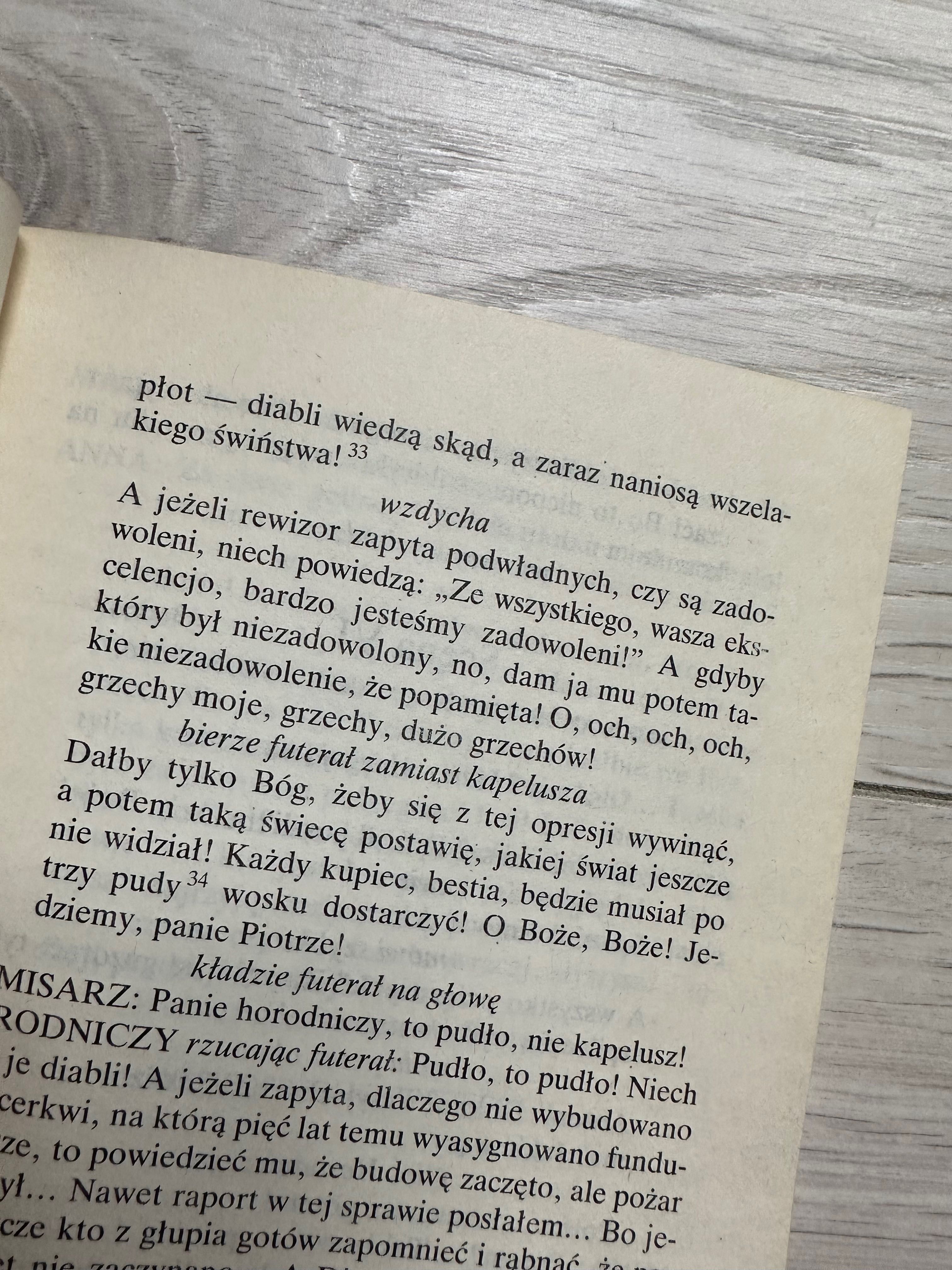 Książka „Rewizor” M. Gogol