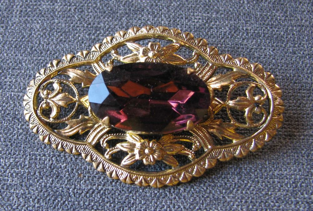 Брошь ЧССР. Как новая. Крупная.