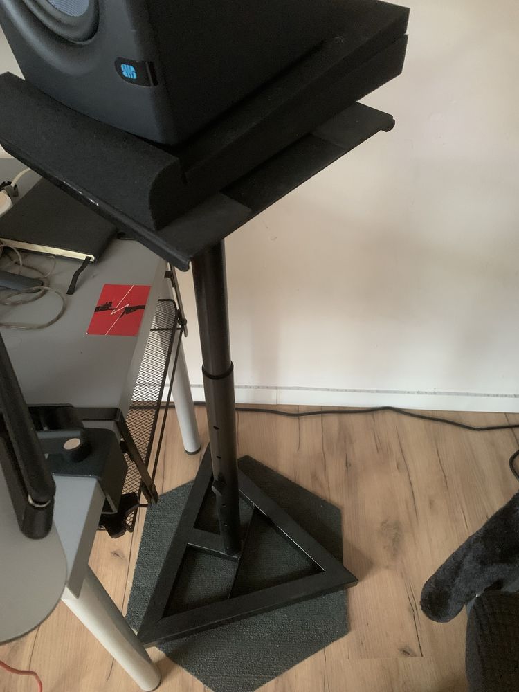 Speakers presonous 4.5 set with pads and stands package